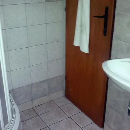 With Parking Space - 5117 公寓