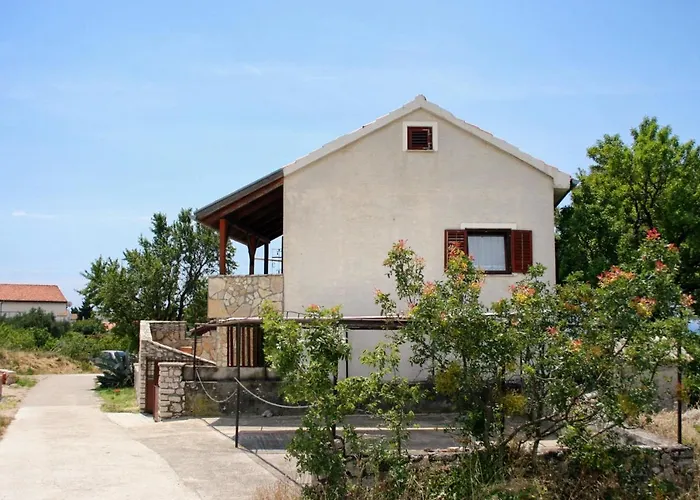 Apartamento With Parking Space - 5117 Murter