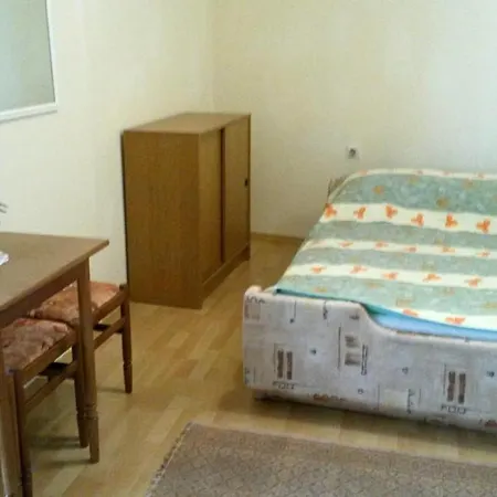 With Parking Space - 5117 Murter